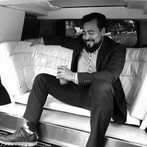 Meet your Posher, Robert